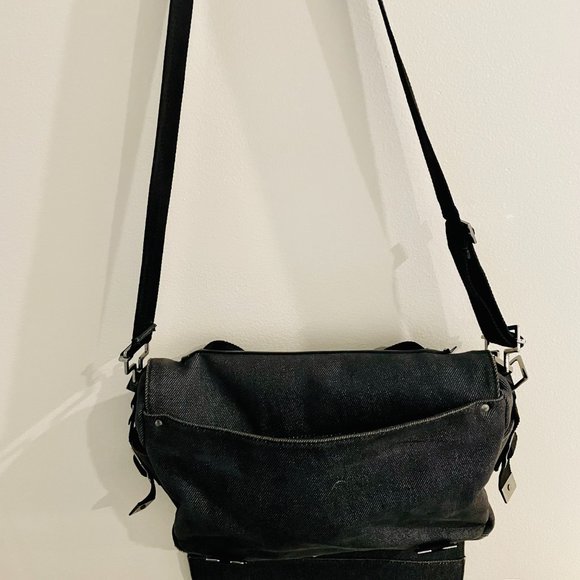 Pristine GUCCI Messenger Bag - Picture 4 of 13